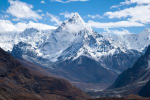 Montañas y valles